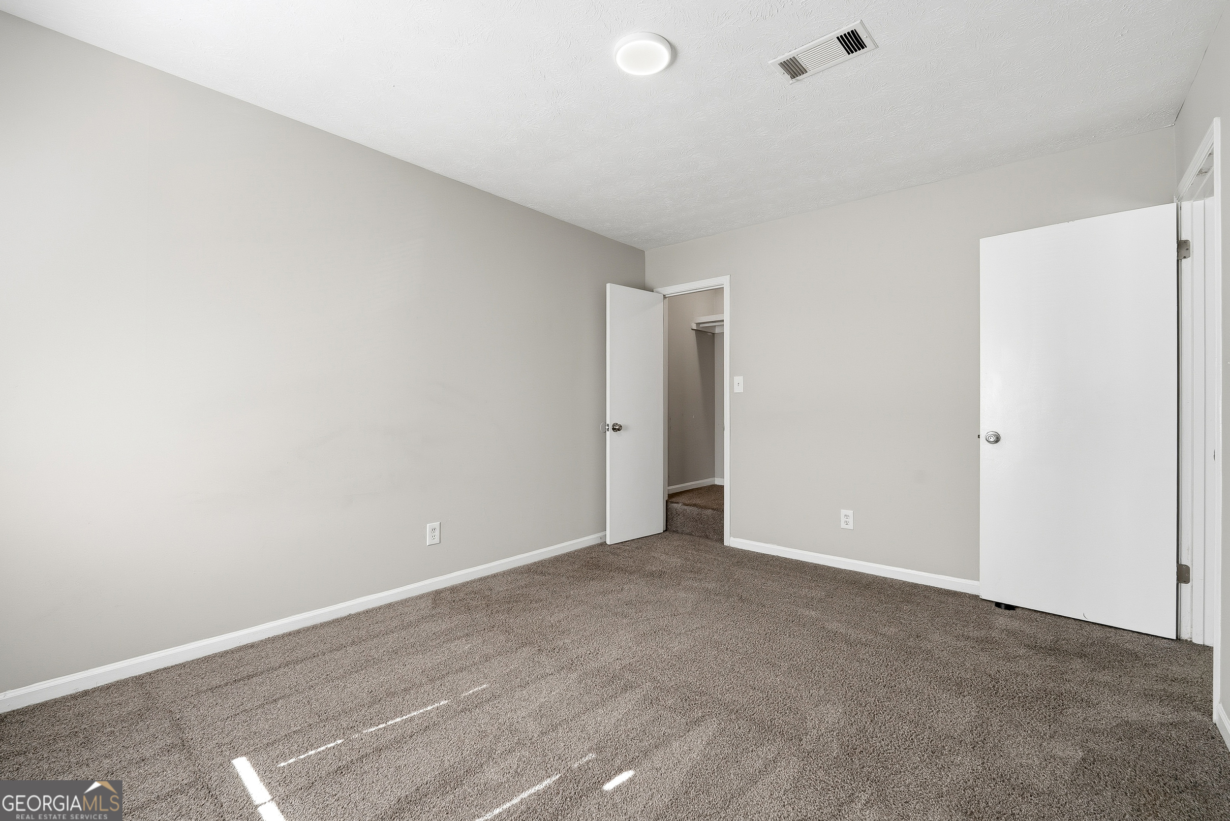 Northdale Condomiuniums - Residential