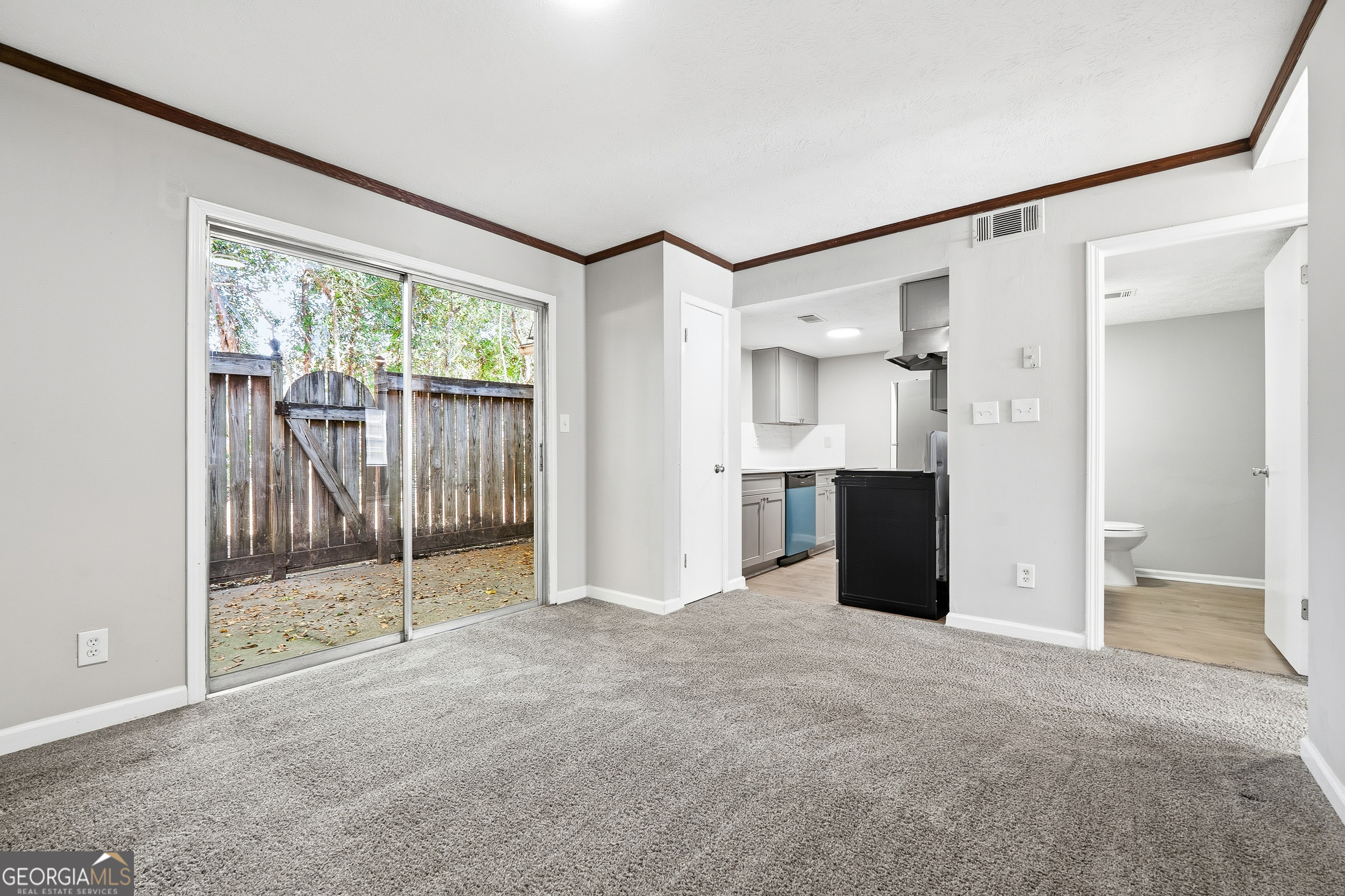 Northdale Condomiuniums - Residential