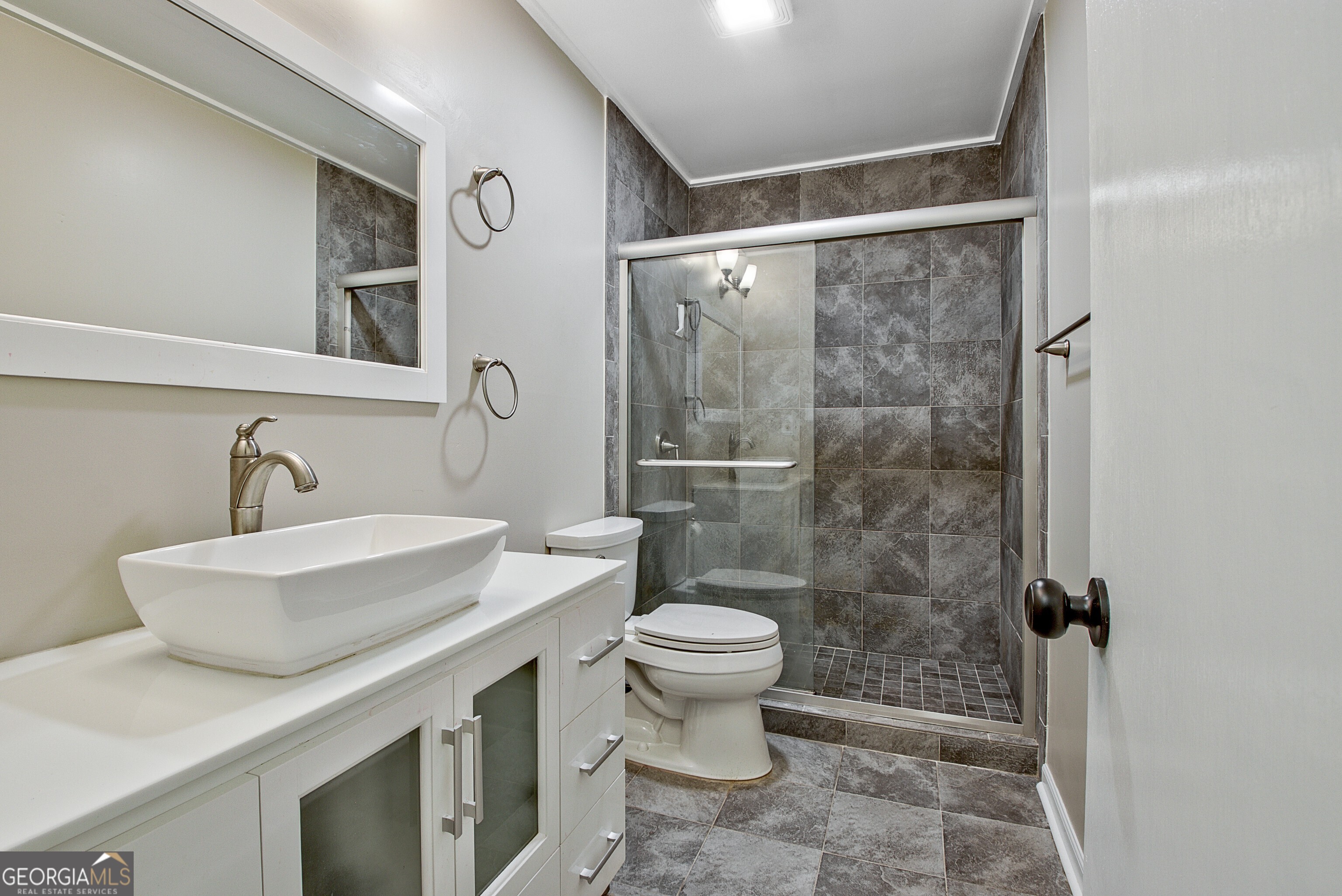 Newnan, Georgia 30265, United States, 3 Bedrooms Bedrooms, ,3 BathroomsBathrooms,Residential,Active,184102