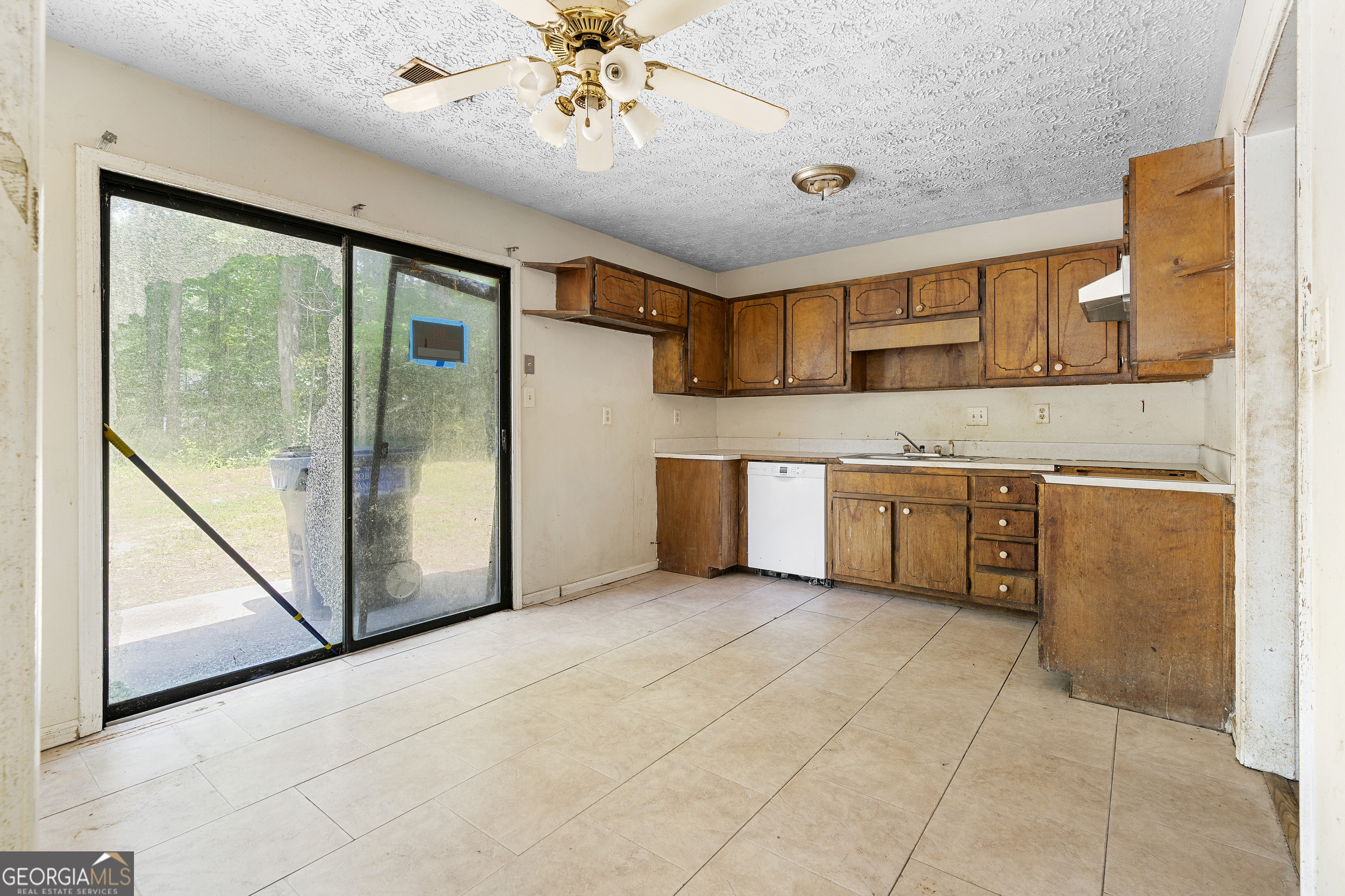850 856 Pastel DR