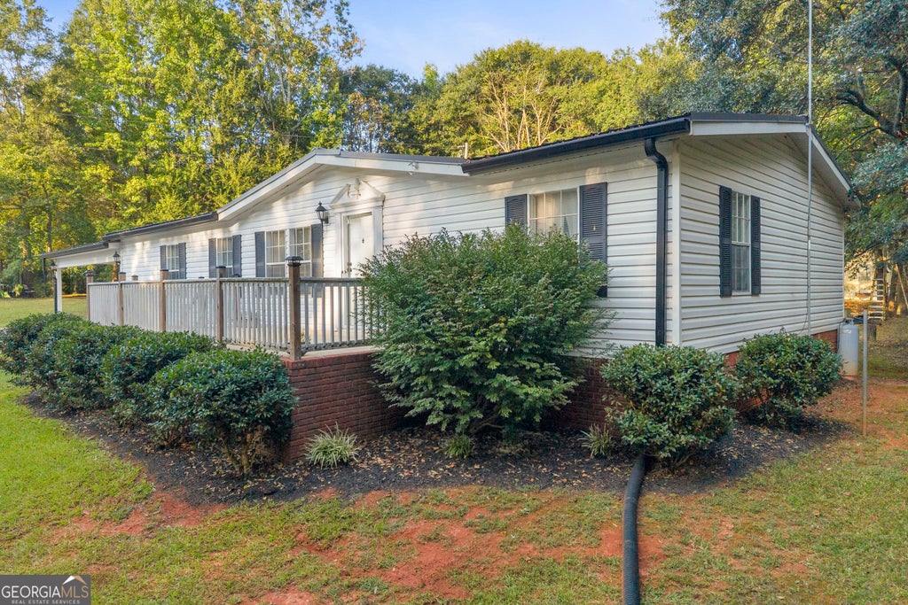 Photo of 763 Akins Lunsford Road, Canon, GA 30520 (MLS # 10847390)