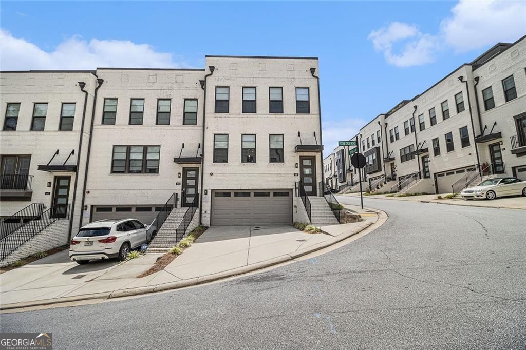 886 Stone Crest RD NE
