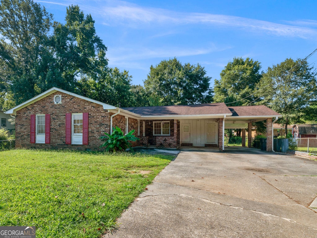 Photo of 242 Lake Jodeco Rd, Jonesboro, GA 30236 (MLS # 10841202)