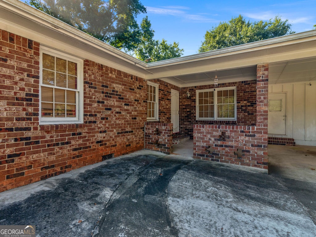 Photo of 242 Lake Jodeco Rd, Jonesboro, GA 30236 (MLS # 10841202)