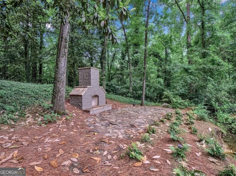 Tuxedo Park - Residential