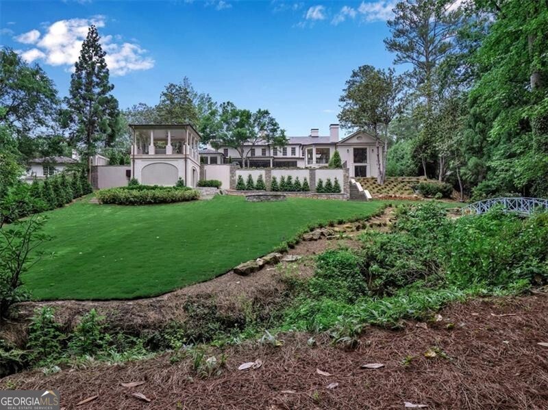 Tuxedo Park - Residential