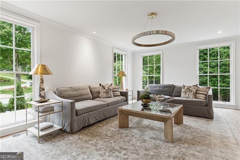 Tuxedo Park - Residential