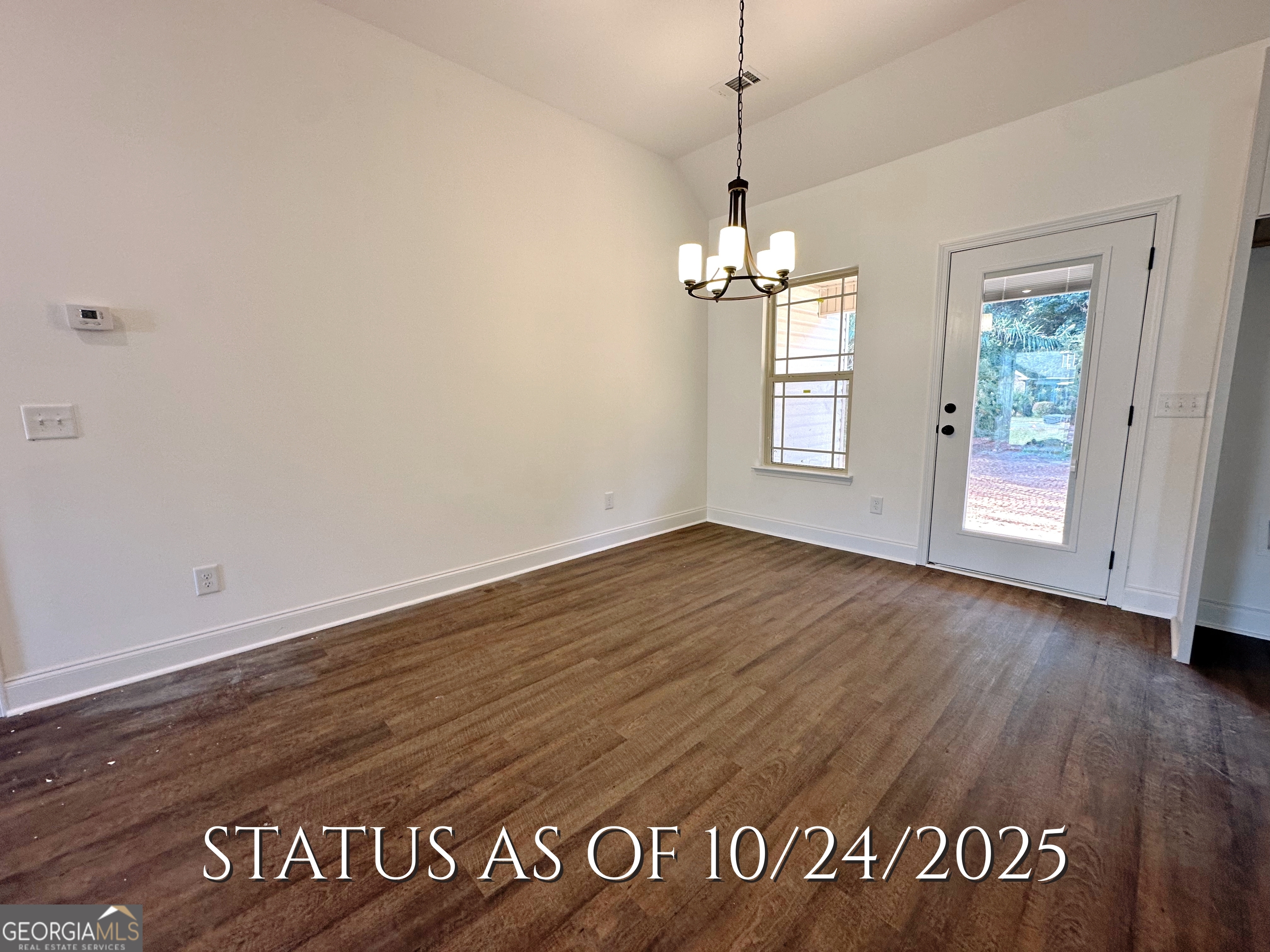 402 Collins Estate AVE