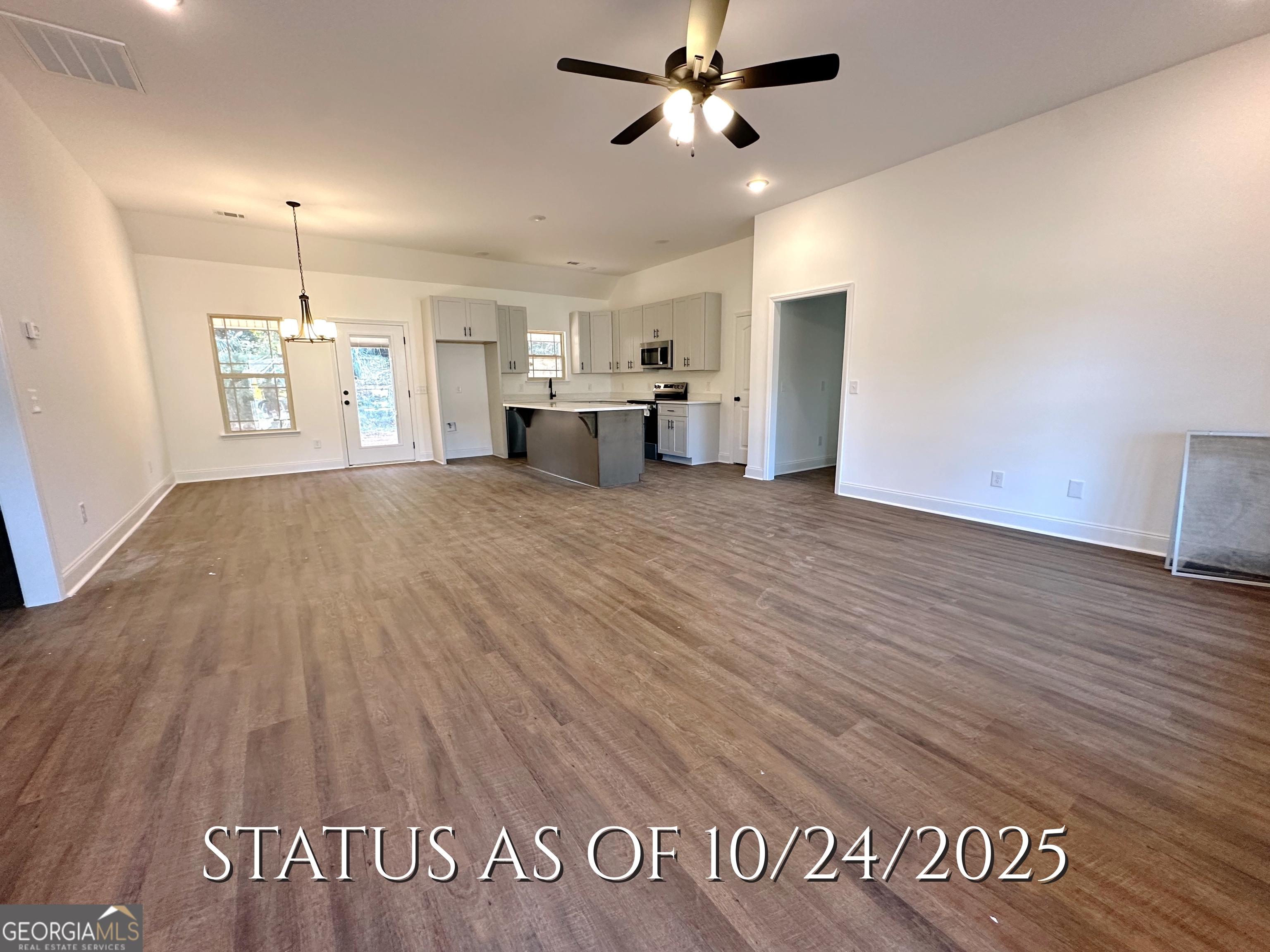 402 Collins Estate AVE