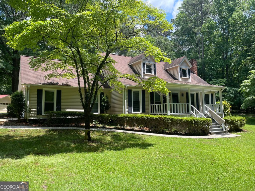 Photo of 160 Shoal Creek Road, Fayetteville, GA 30215 (MLS # 10767367)