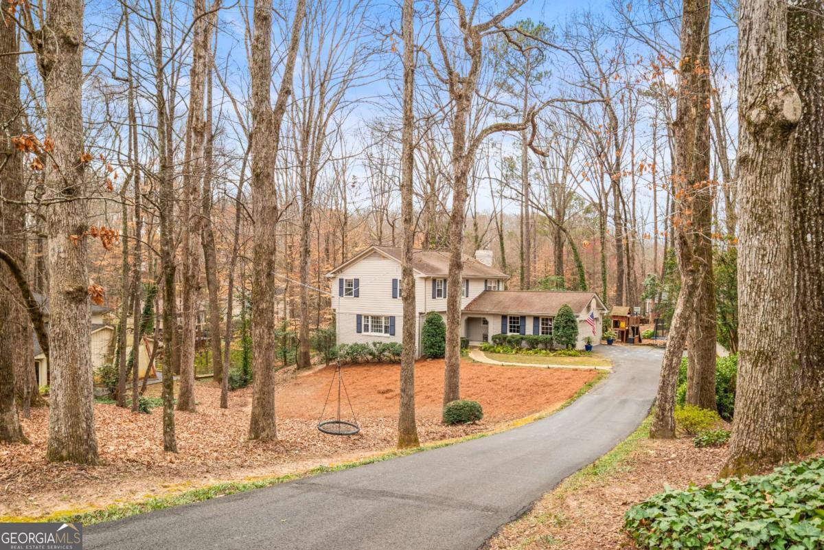 345 W Spalding DR