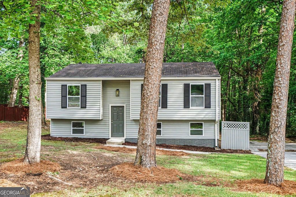 Photo of 3524 Exeter Court, Snellville, GA 30039 (MLS # 10773270)