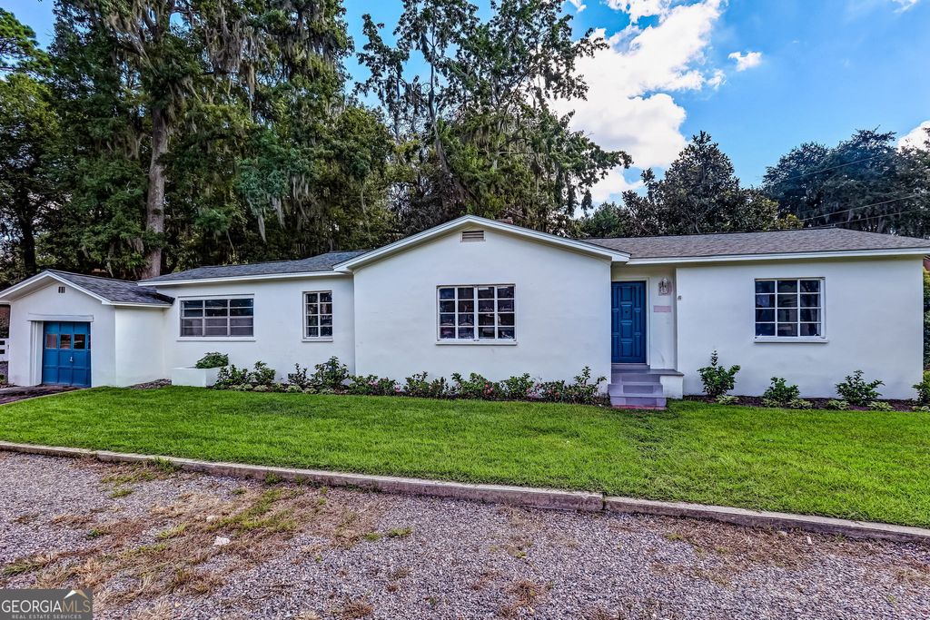 Photo of 1928 Skidaway Road, Savannah, GA 31404 (MLS # 10766754)
