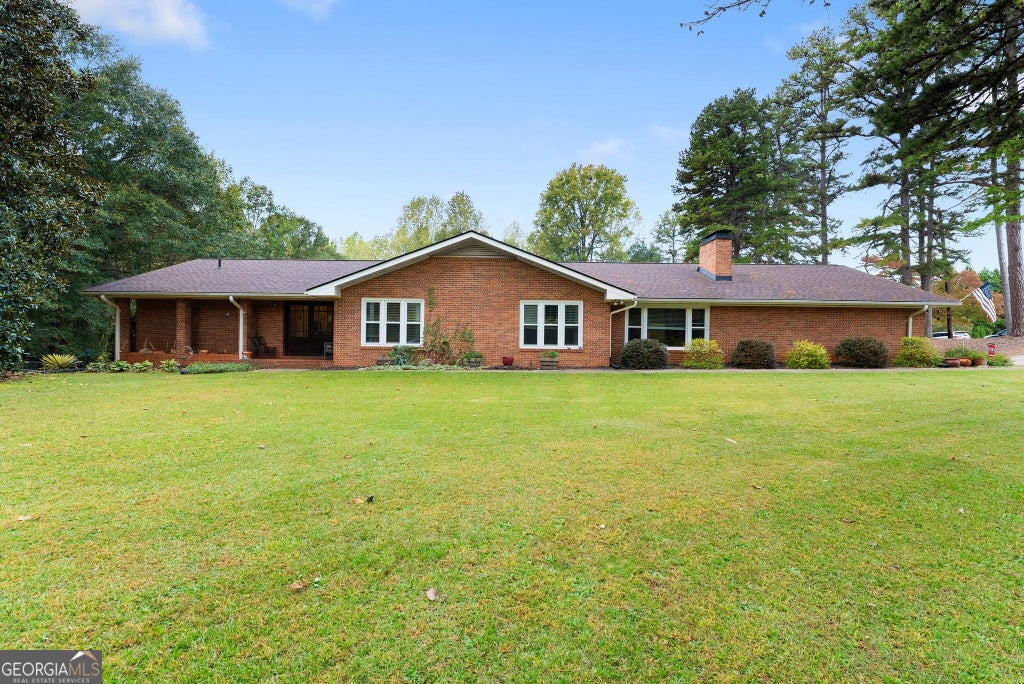 Photo of 37 Ayers Creek Drive, Toccoa, GA 30577 (MLS # 10879285)