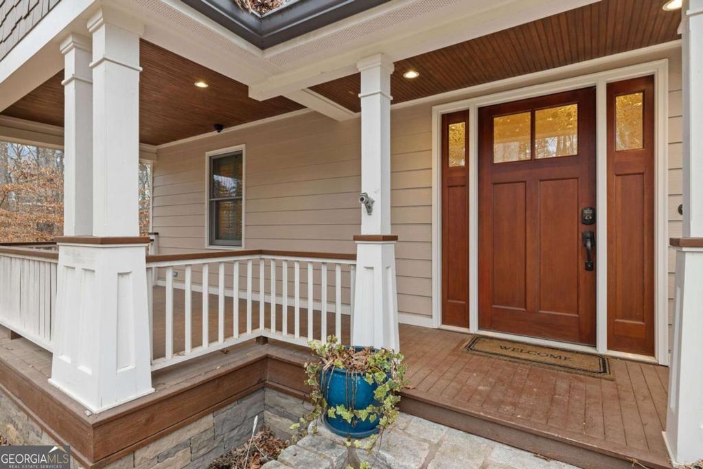 Photo of 1429 Lakeview Road, Grayson, GA 30017 (MLS # 10674307)