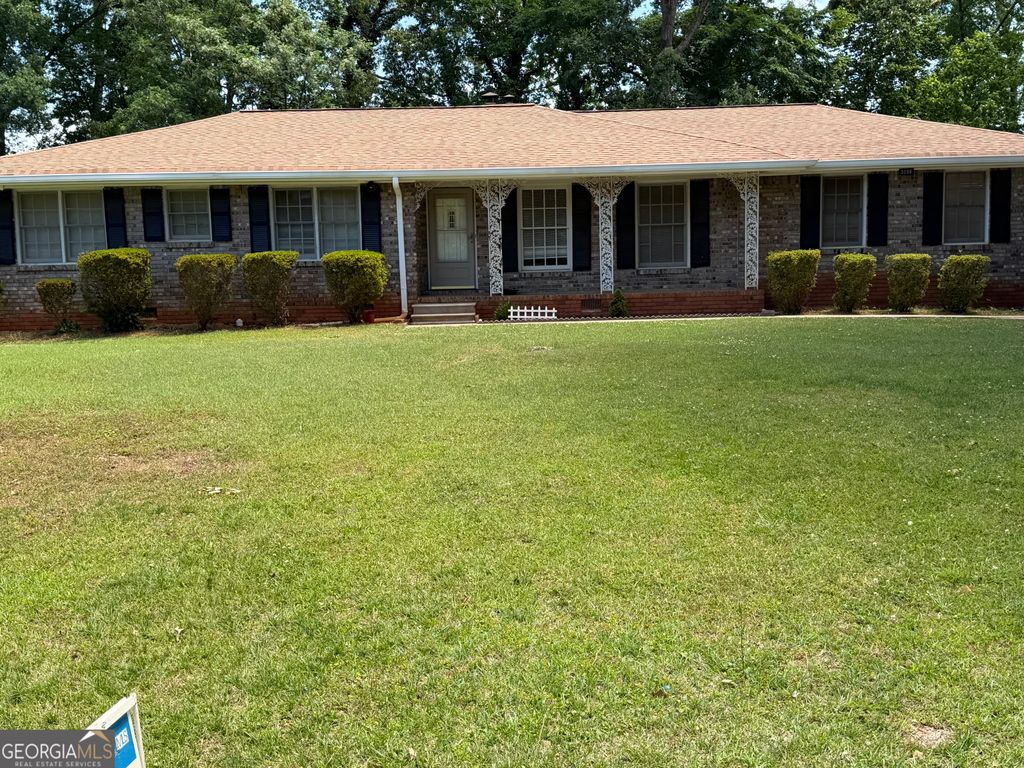 Photo of 3098 Robindale Road, Decatur, GA 30034 (MLS # 10756232)