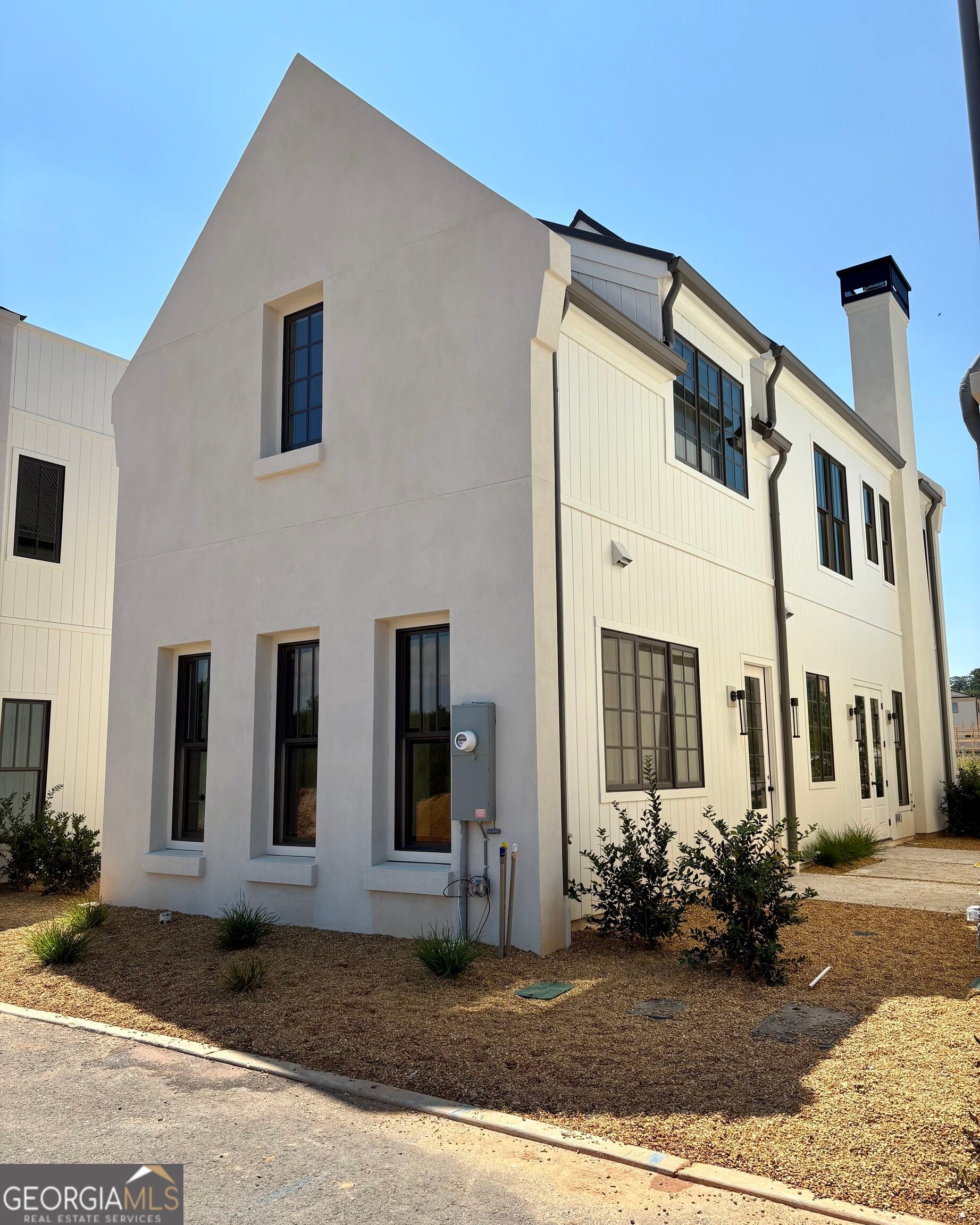 300 Central AVE
