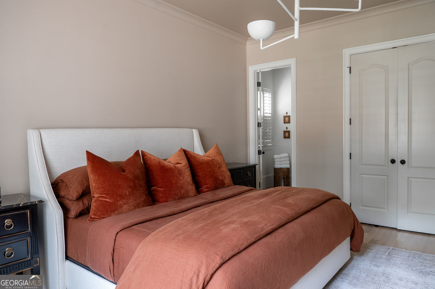 Alpharetta, Georgia 30004, United States, 5 Bedrooms Bedrooms, ,6 BathroomsBathrooms,Residential,Active,222931