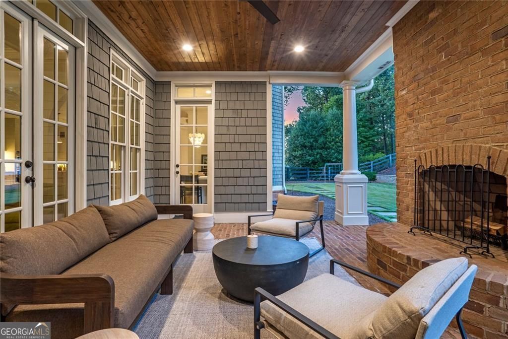 Crabapple Estates - Residential