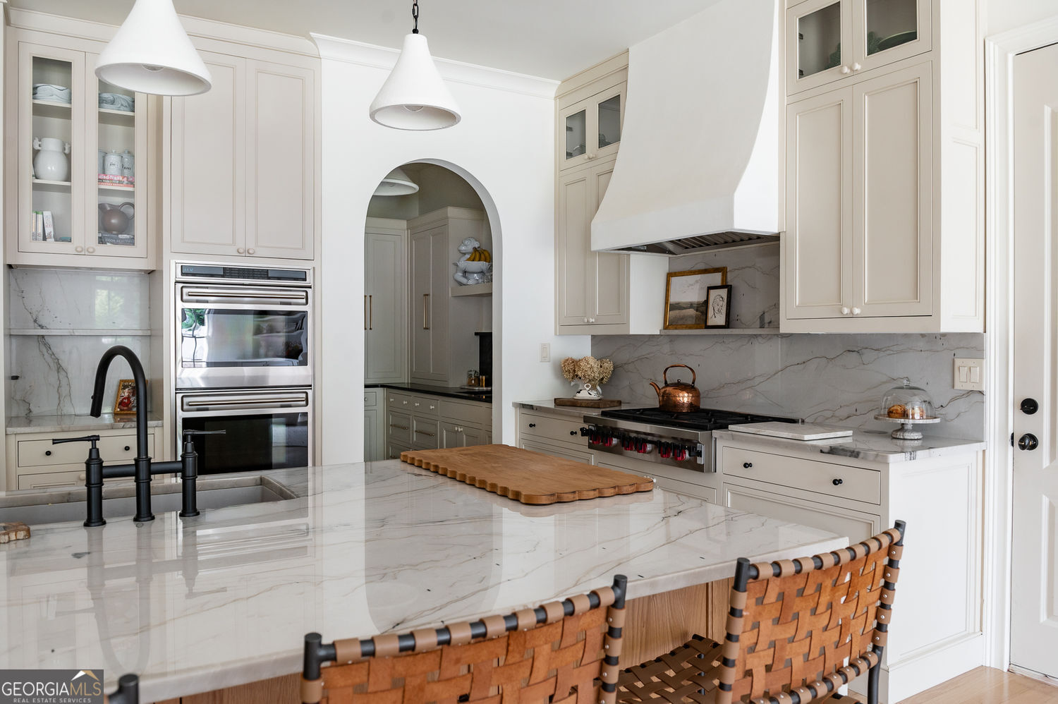 Alpharetta, Georgia 30004, United States, 5 Bedrooms Bedrooms, ,6 BathroomsBathrooms,Residential,Active,222931