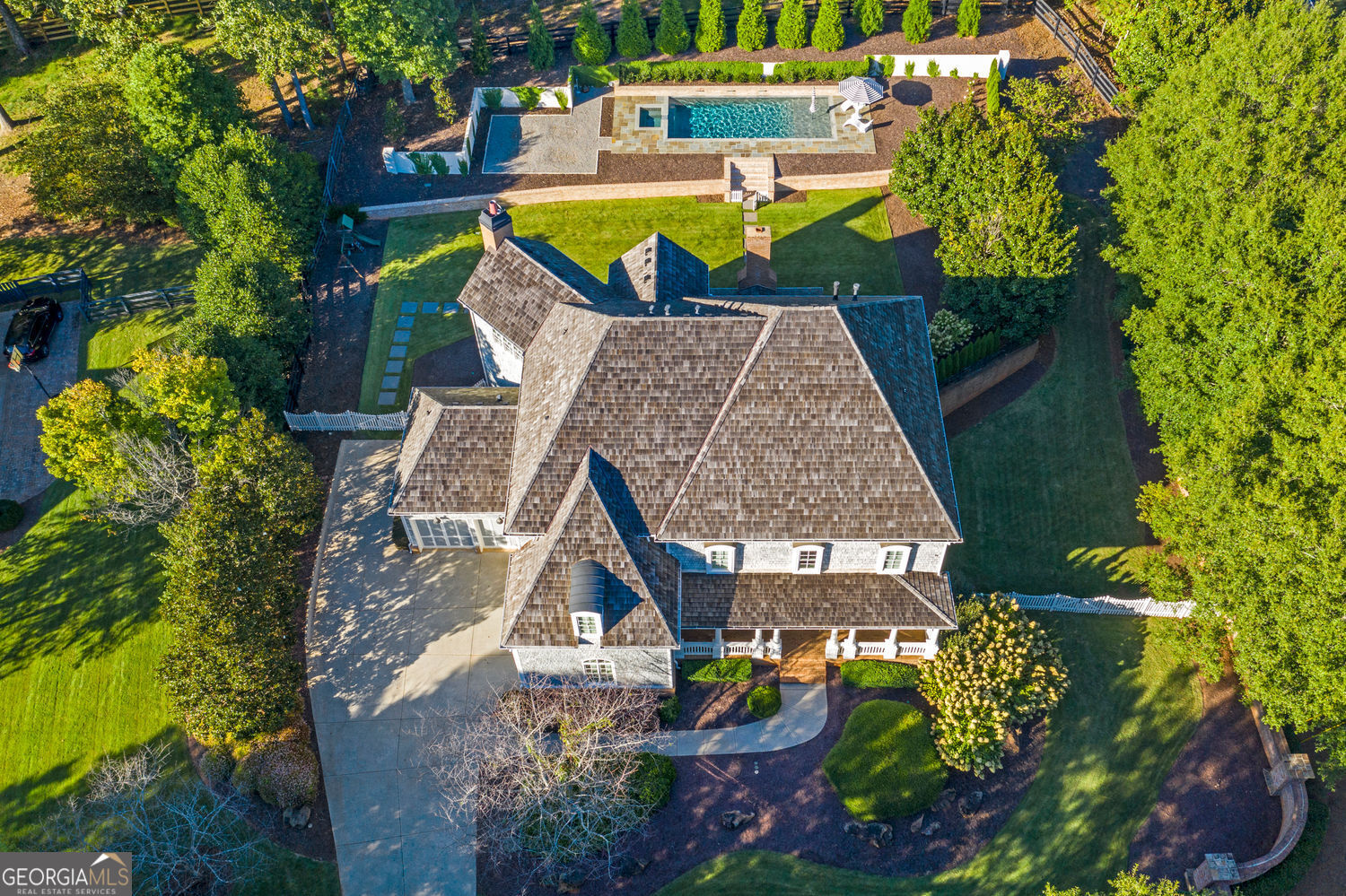 Alpharetta, Georgia 30004, United States, 5 Bedrooms Bedrooms, ,6 BathroomsBathrooms,Residential,Active,222931