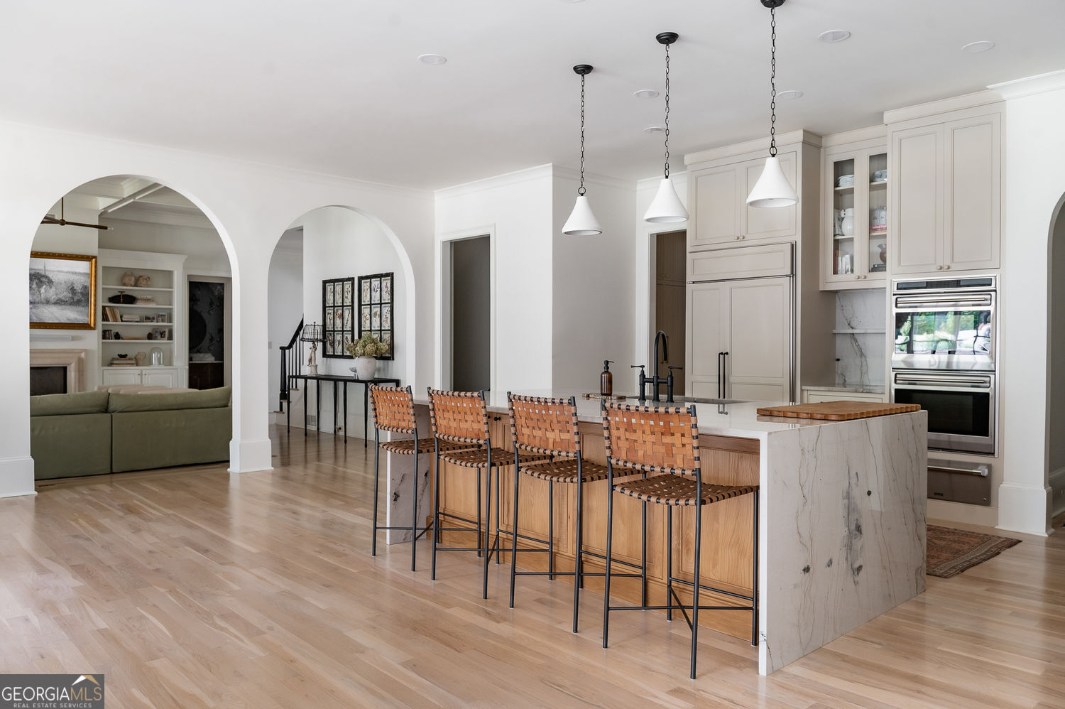 Alpharetta, Georgia 30004, United States, 5 Bedrooms Bedrooms, ,6 BathroomsBathrooms,Residential,Active,222931