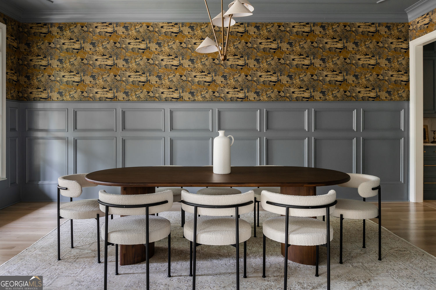 Alpharetta, Georgia 30004, United States, 5 Bedrooms Bedrooms, ,6 BathroomsBathrooms,Residential,Active,222931