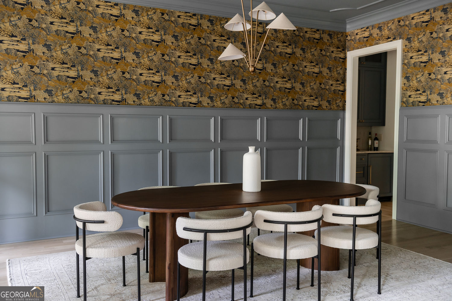 Alpharetta, Georgia 30004, United States, 5 Bedrooms Bedrooms, ,6 BathroomsBathrooms,Residential,Active,222931