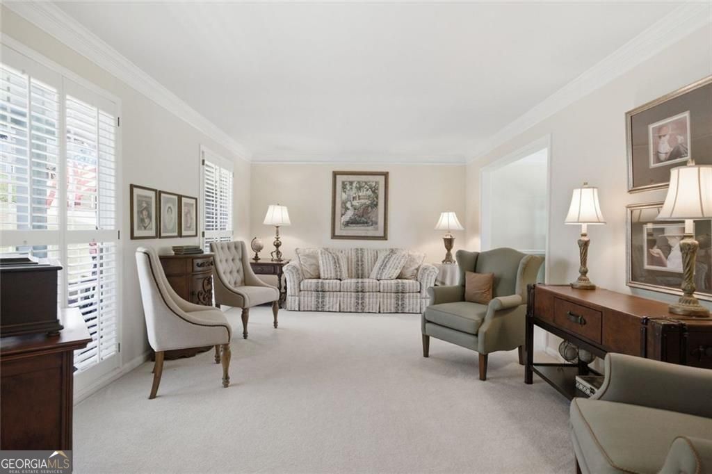 237 Lamplighter LN SE