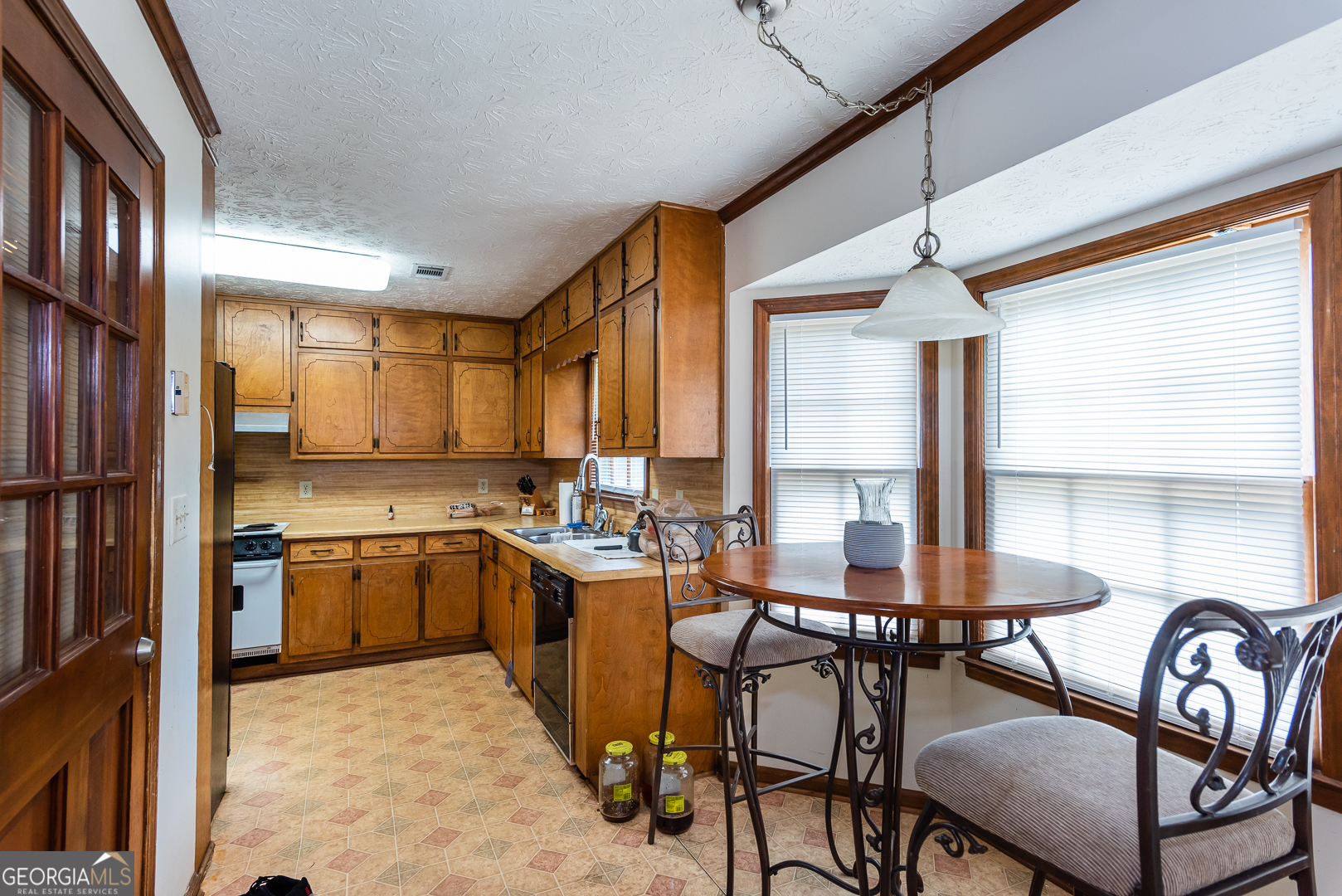 Ellenwood, Georgia 30294, United States, 3 Bedrooms Bedrooms, ,2 BathroomsBathrooms,Residential,Pending,122870