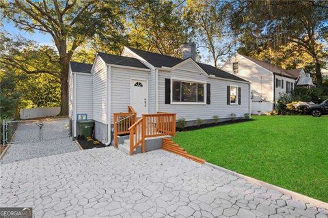 Photo of 1847 Sylvan Road SW, Atlanta, GA 30310 (MLS # 10772456)