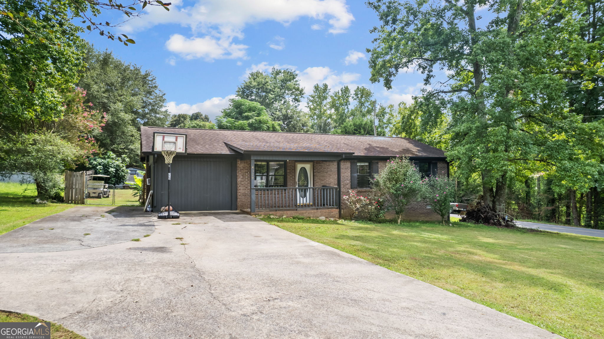 4329 Dews Pond RD SE