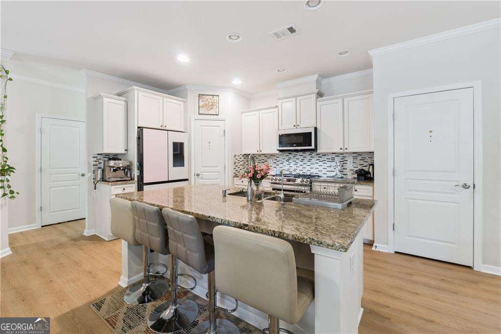 865 Great Glen PL
