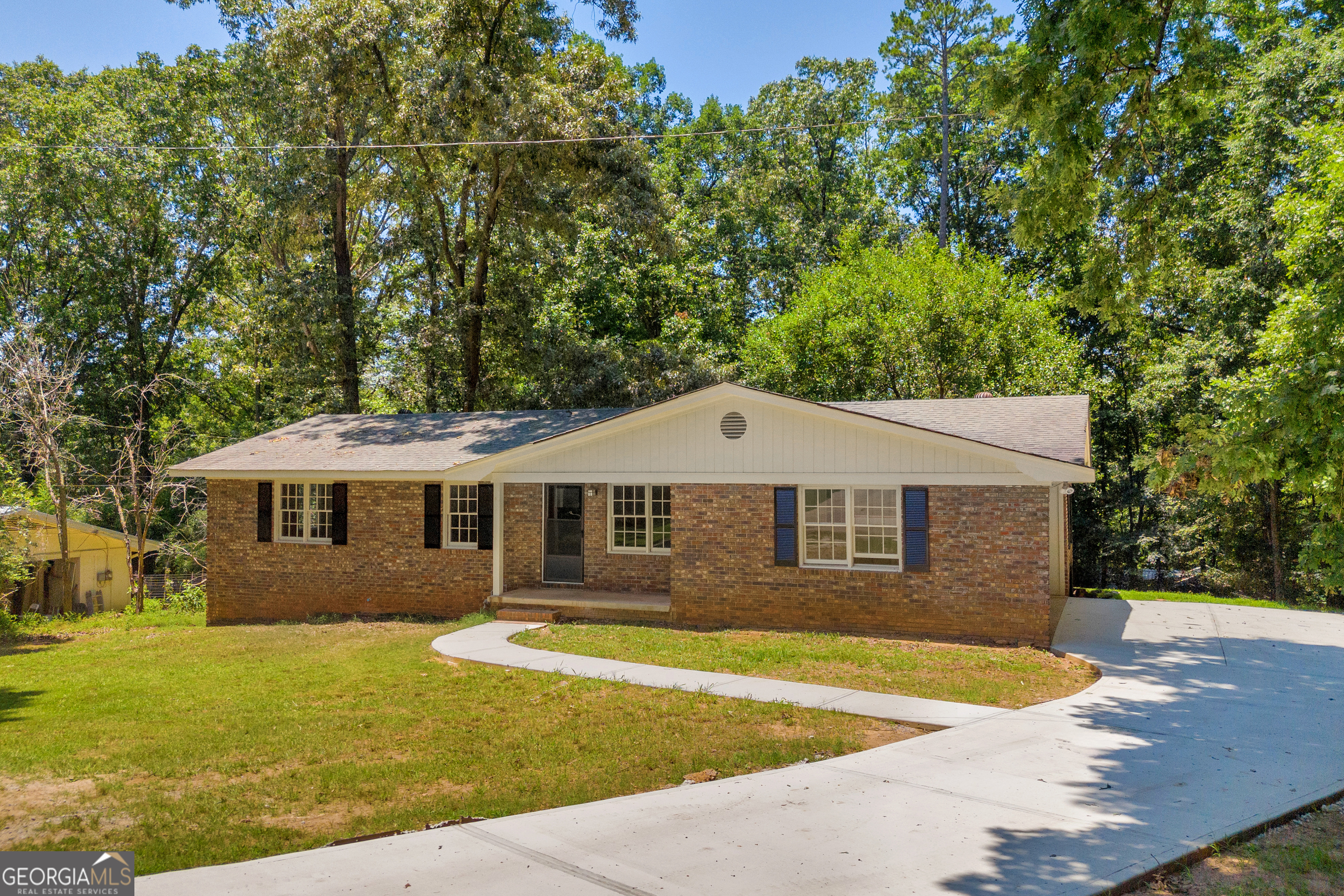 64 Maynard CT