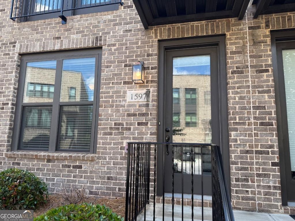 Photo of 1597 Aldworth Place SE, Atlanta, GA 30339 (MLS # 10768715)
