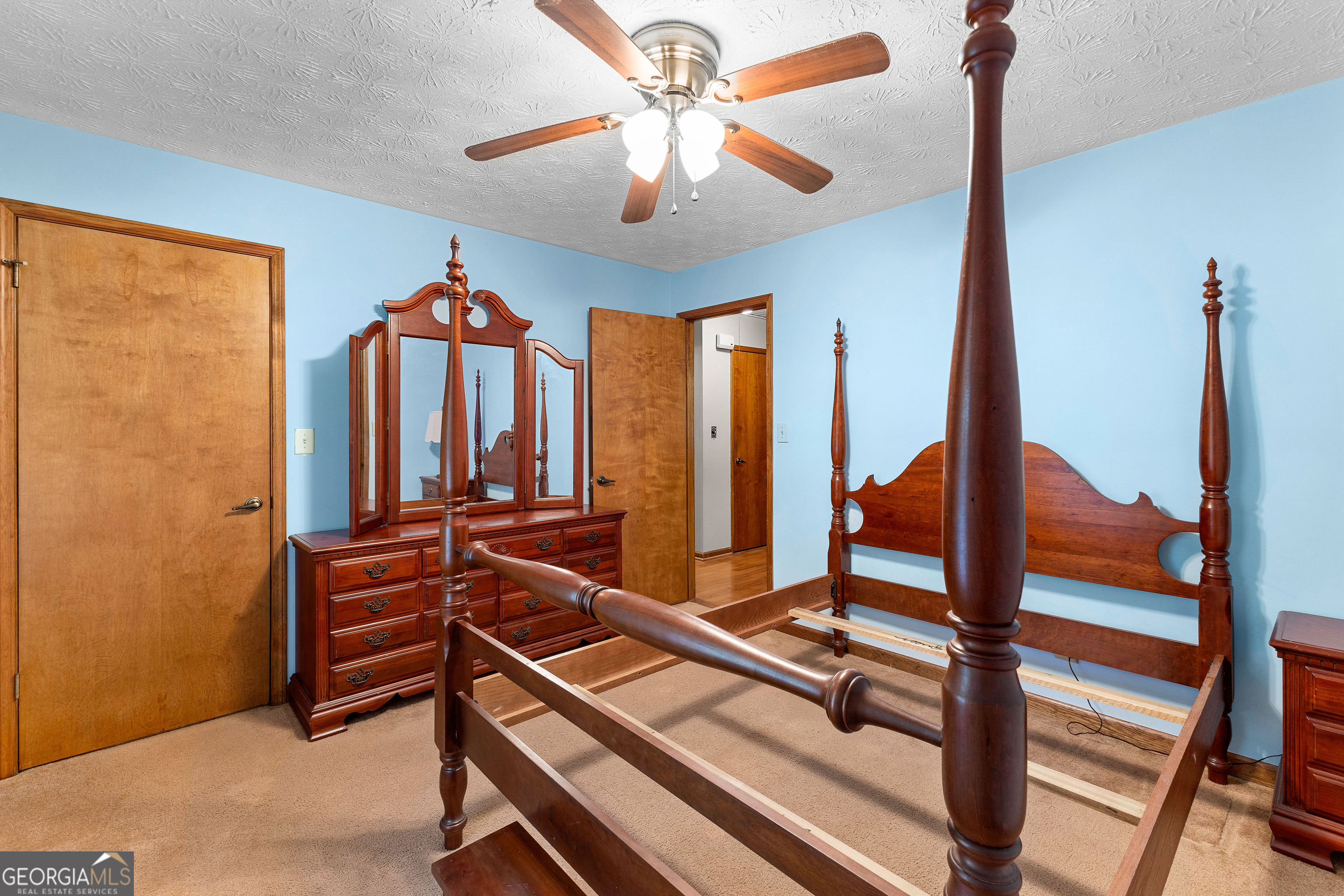 Fayetteville, Georgia 30215, United States, 3 Bedrooms Bedrooms, ,2 BathroomsBathrooms,Residential,Pending,110936