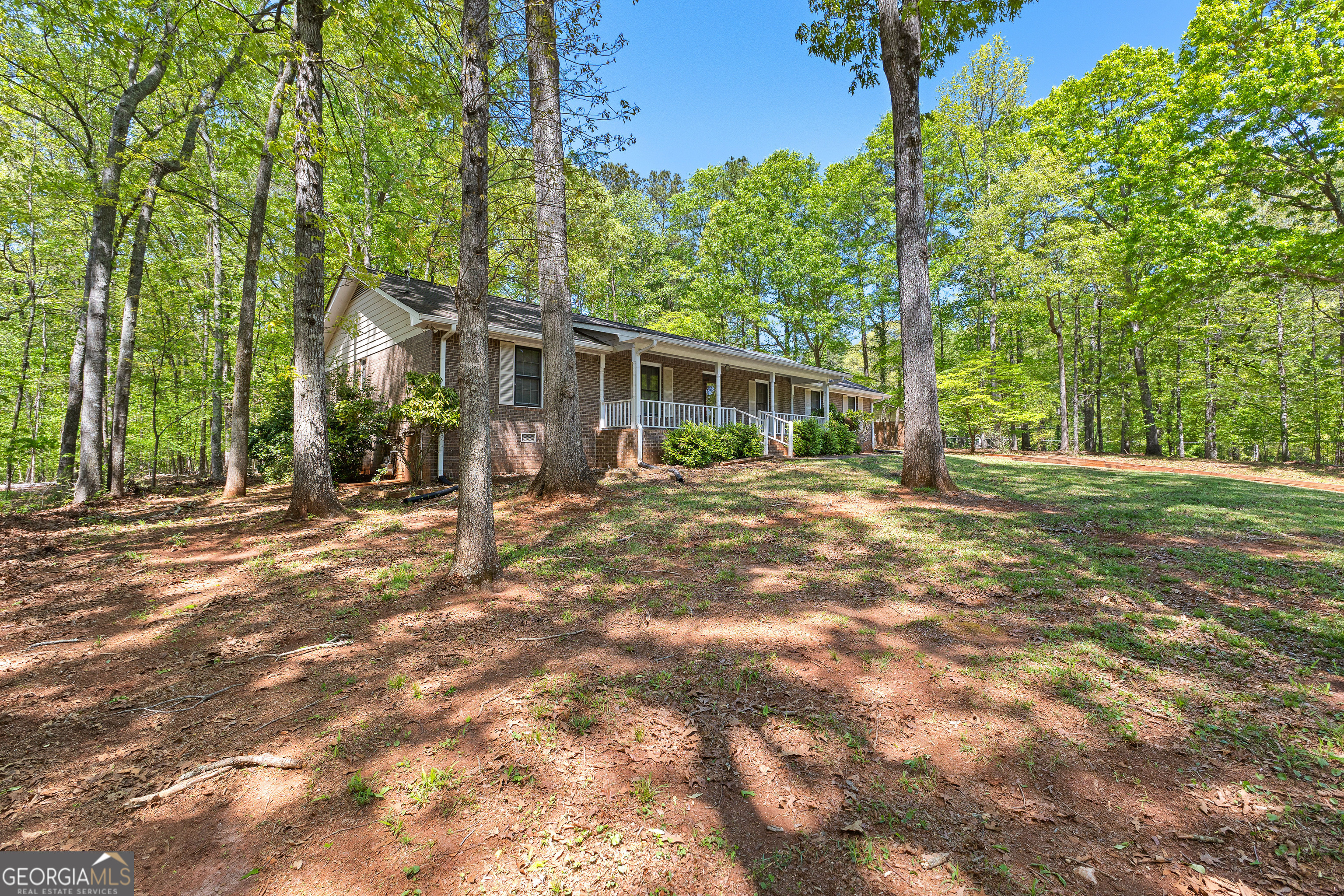 Fayetteville, Georgia 30215, United States, 3 Bedrooms Bedrooms, ,2 BathroomsBathrooms,Residential,Pending,110936