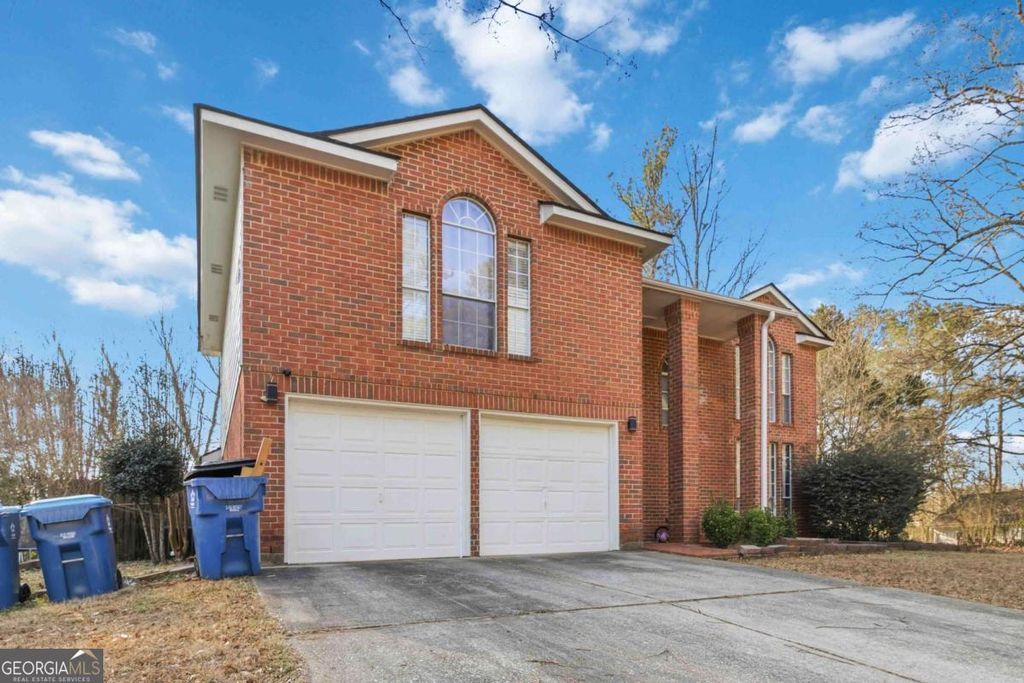 Photo of 2170 Hunters Ridge Drive, Lawrenceville, GA 30044 (MLS # 10690898)