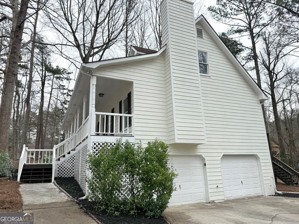 Photo of 43 Oak Landing Circle, Douglasville, GA 30134 (MLS # 10682229)