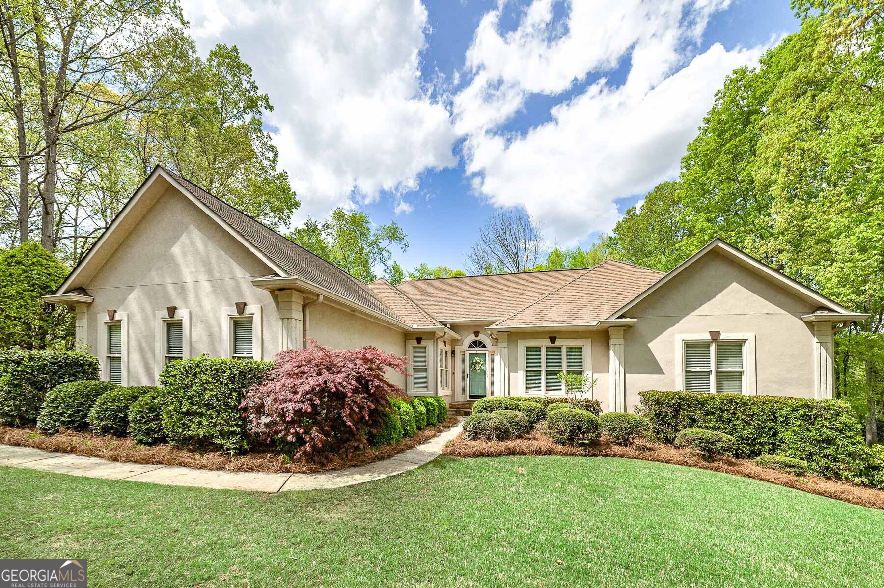 215 Oakwood Lakes DR