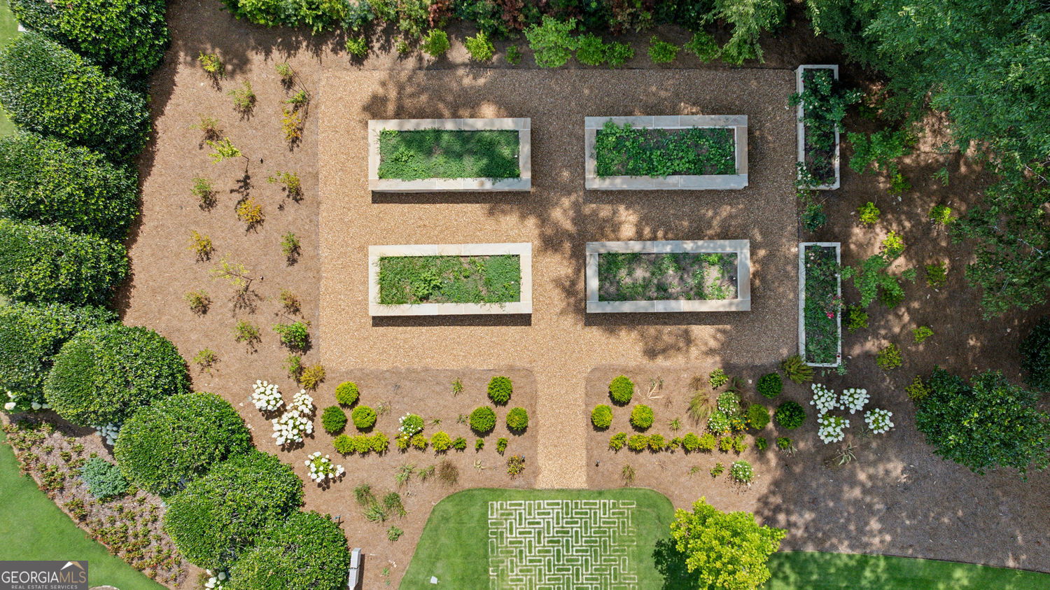 Sandy Springs, Georgia 30327, United States, 7 Bedrooms Bedrooms, ,10 BathroomsBathrooms,Residential,Active,171672