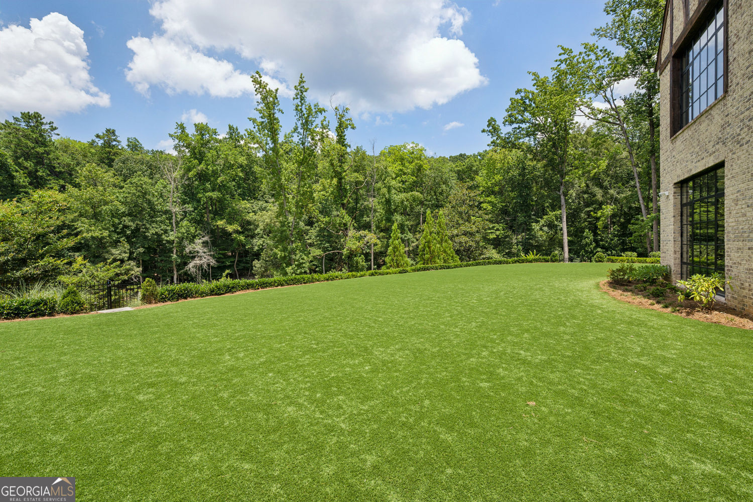 Sandy Springs, Georgia 30327, United States, 7 Bedrooms Bedrooms, ,10 BathroomsBathrooms,Residential,Active,171672