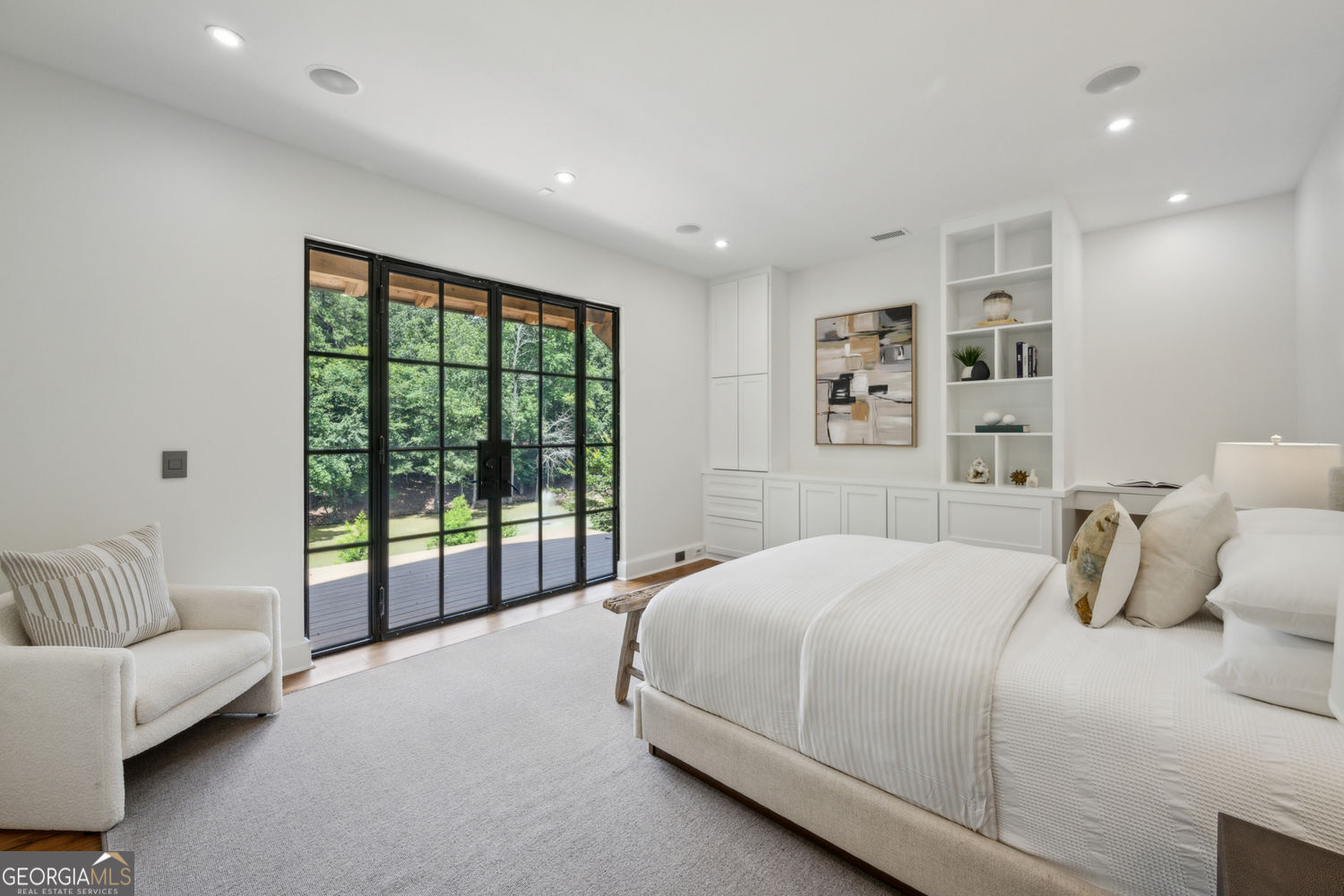 Sandy Springs, Georgia 30327, United States, 7 Bedrooms Bedrooms, ,10 BathroomsBathrooms,Residential,Active,171672