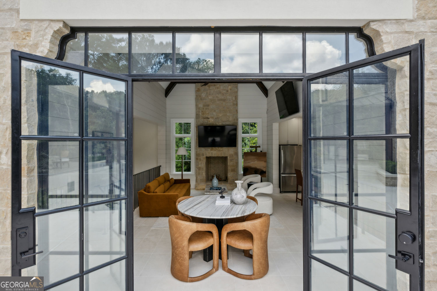 Sandy Springs, Georgia 30327, United States, 7 Bedrooms Bedrooms, ,10 BathroomsBathrooms,Residential,Active,171672