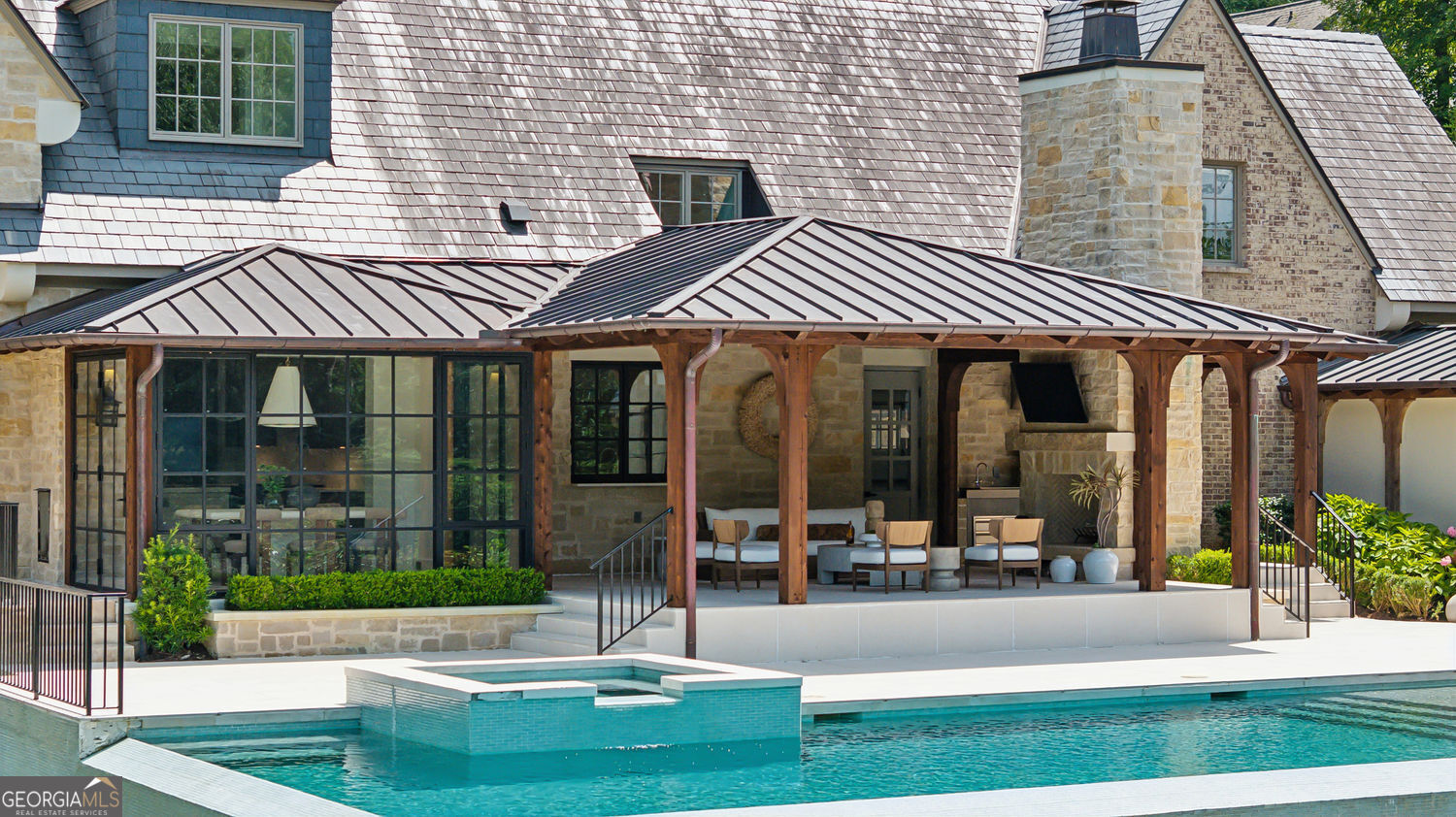 Sandy Springs, Georgia 30327, United States, 7 Bedrooms Bedrooms, ,10 BathroomsBathrooms,Residential,Active,171672