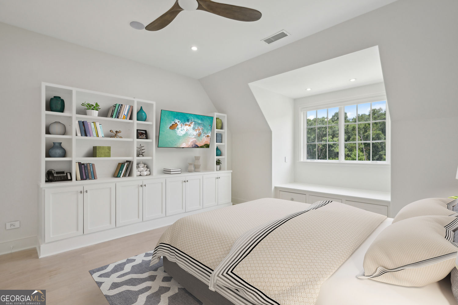 Sandy Springs, Georgia 30327, United States, 7 Bedrooms Bedrooms, ,10 BathroomsBathrooms,Residential,Active,171672