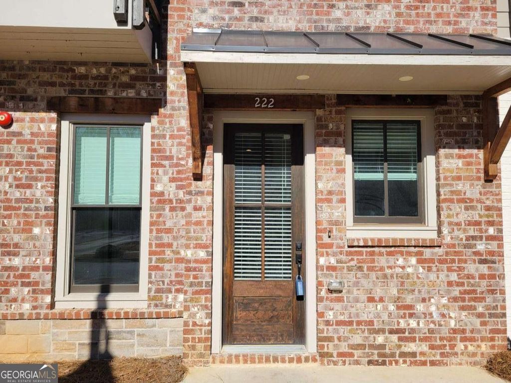 Photo of 222 Napa Dr, Woodstock, GA 30188 (MLS # 10725555)