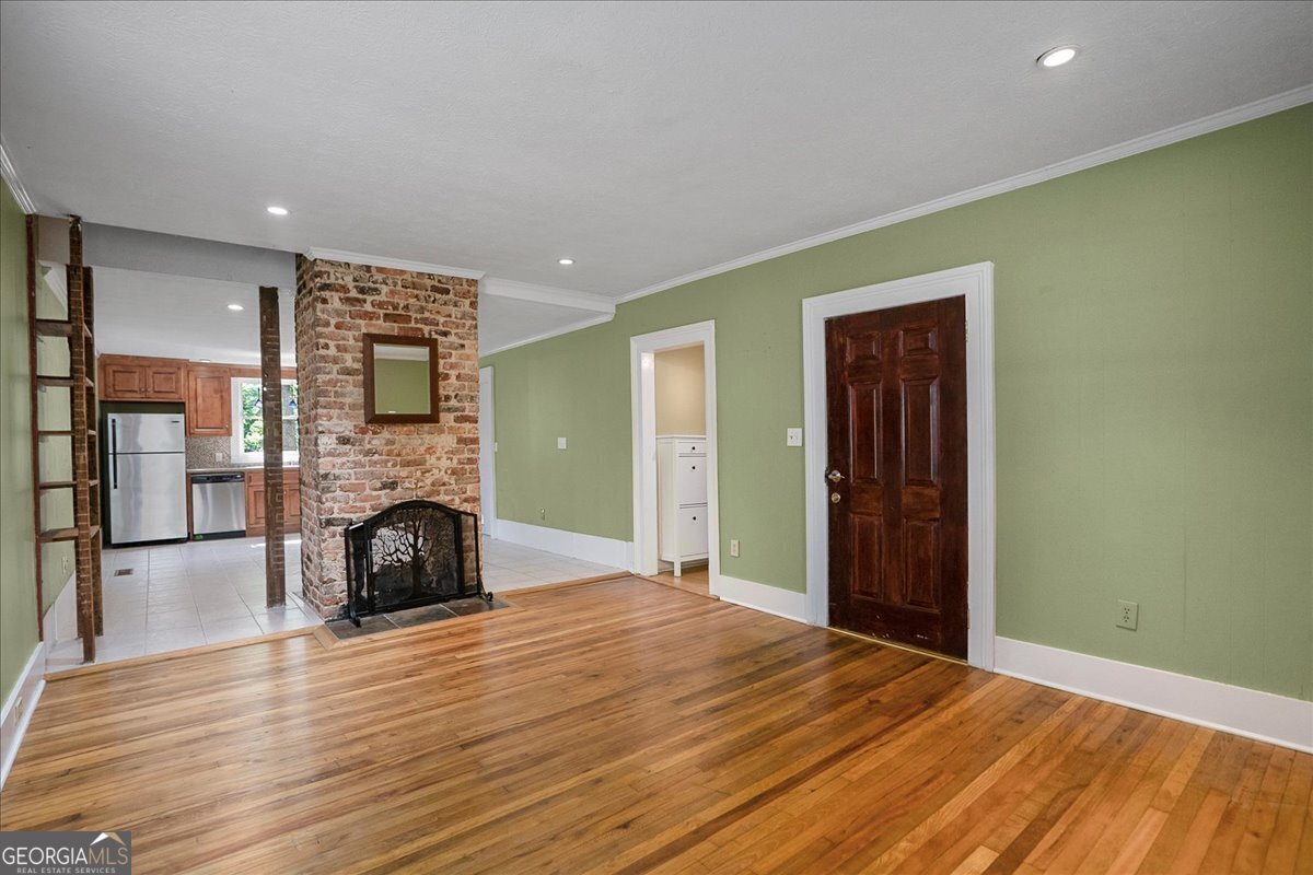 546 Pulaski ST