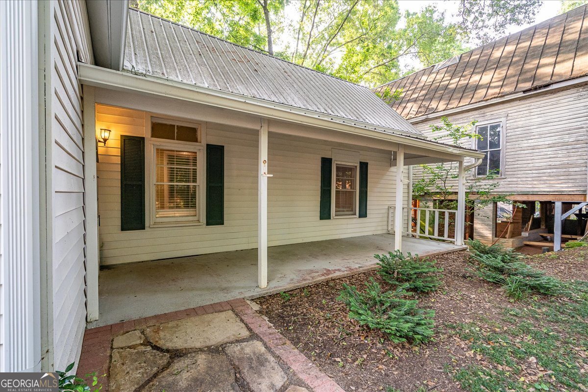 546 Pulaski ST