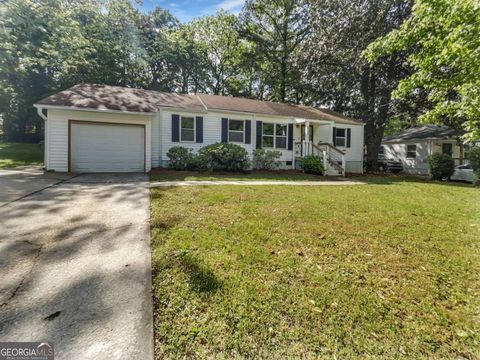 Photo of 2122 Belhaven Lane SE, Atlanta, GA 30315 (MLS # 10640357)